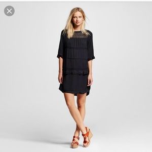 SALE!! NWT Who What Wear ruffle detail shift dress